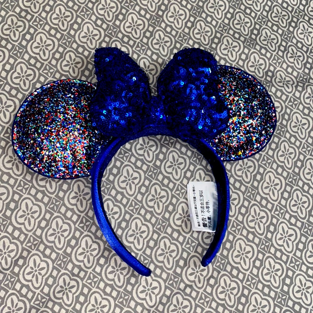 Disney sparkly blue 2020 Minnie ears!